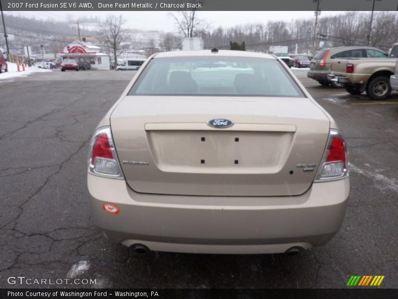 Dune Pearl Metallic / Charcoal Black 2007 Ford Fusion SE V6 AWD