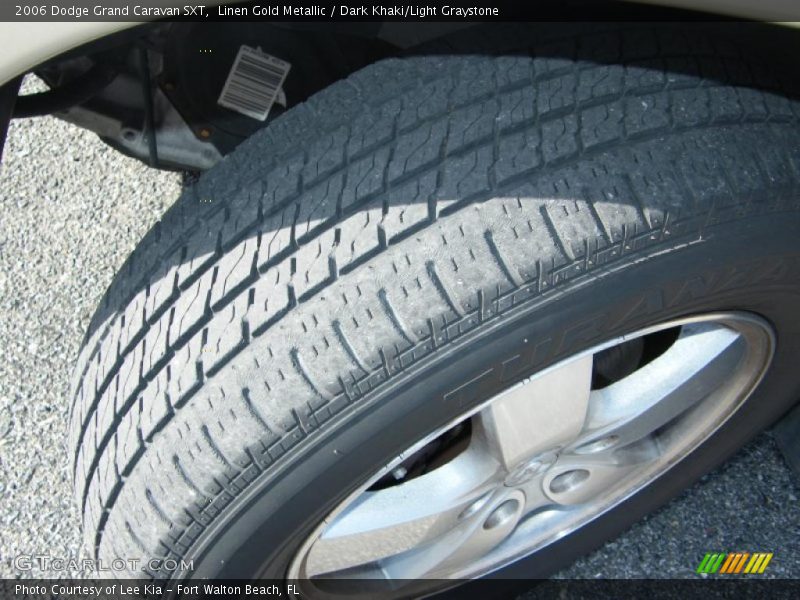 Linen Gold Metallic / Dark Khaki/Light Graystone 2006 Dodge Grand Caravan SXT