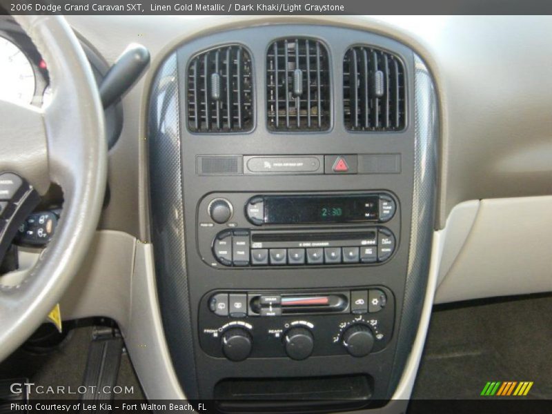 Linen Gold Metallic / Dark Khaki/Light Graystone 2006 Dodge Grand Caravan SXT