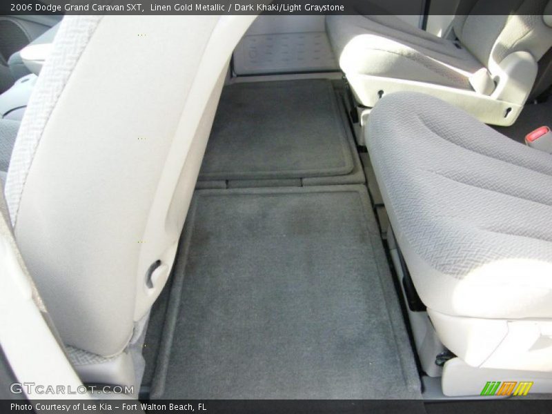 Linen Gold Metallic / Dark Khaki/Light Graystone 2006 Dodge Grand Caravan SXT