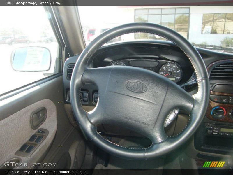 White / Gray 2001 Kia Sportage