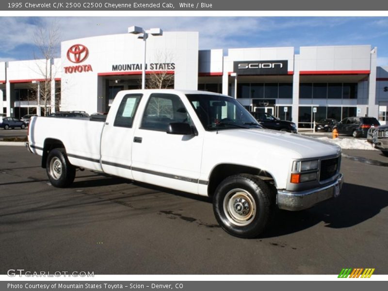 White / Blue 1995 Chevrolet C/K 2500 C2500 Cheyenne Extended Cab