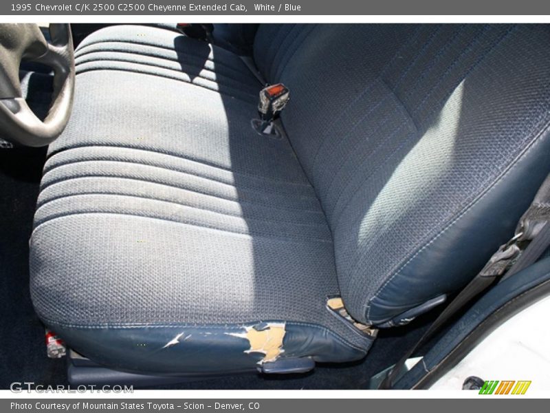 White / Blue 1995 Chevrolet C/K 2500 C2500 Cheyenne Extended Cab
