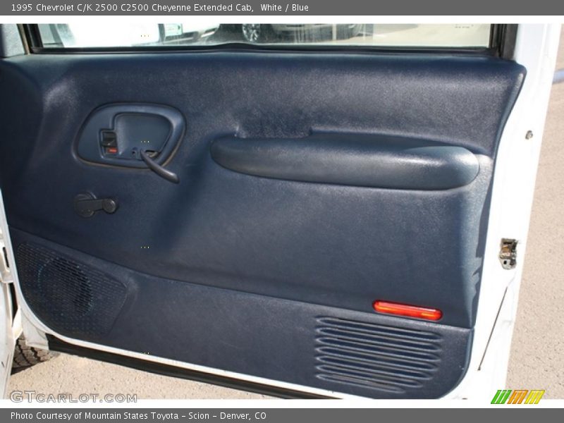 White / Blue 1995 Chevrolet C/K 2500 C2500 Cheyenne Extended Cab