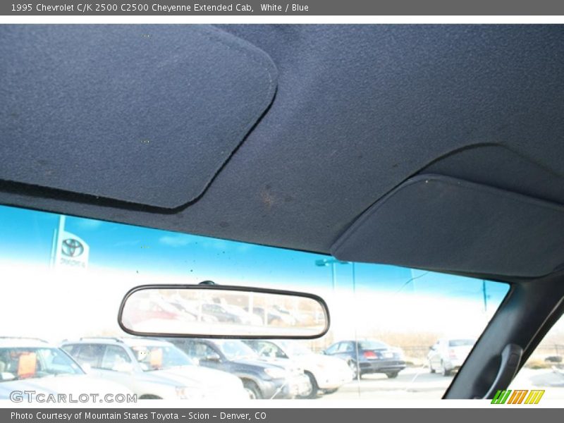 White / Blue 1995 Chevrolet C/K 2500 C2500 Cheyenne Extended Cab