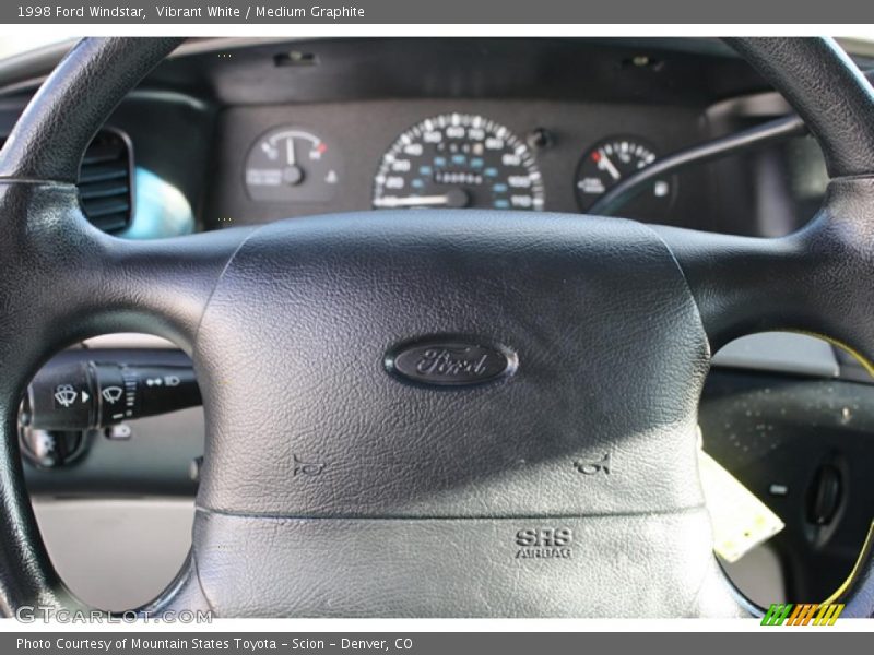 Vibrant White / Medium Graphite 1998 Ford Windstar