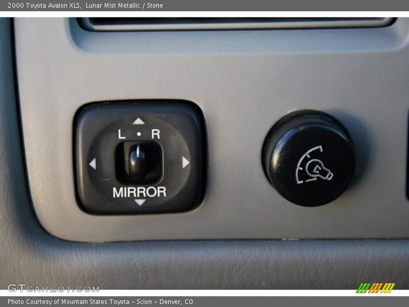Lunar Mist Metallic / Stone 2000 Toyota Avalon XLS