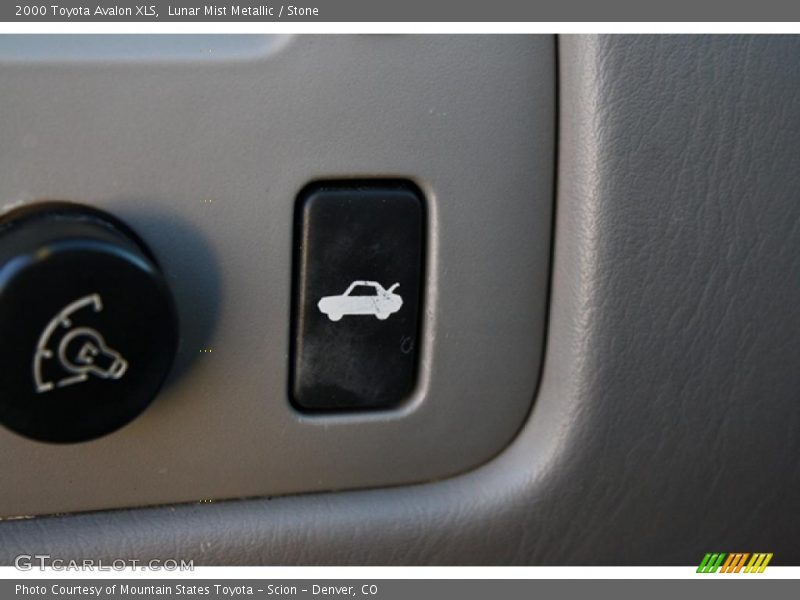 Lunar Mist Metallic / Stone 2000 Toyota Avalon XLS