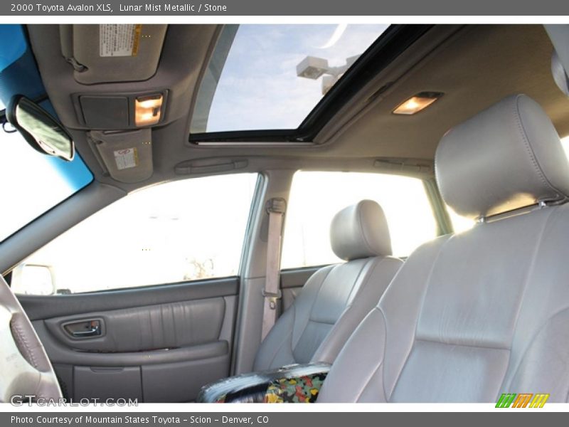 Lunar Mist Metallic / Stone 2000 Toyota Avalon XLS