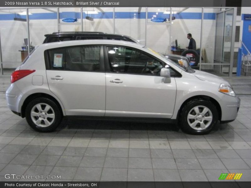 Brillant Silver / Charcoal 2009 Nissan Versa 1.8 SL Hatchback