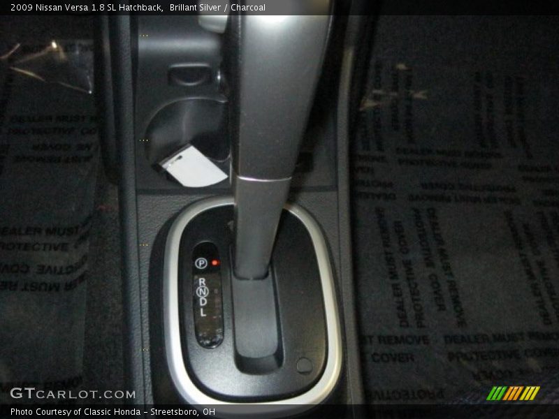 Brillant Silver / Charcoal 2009 Nissan Versa 1.8 SL Hatchback