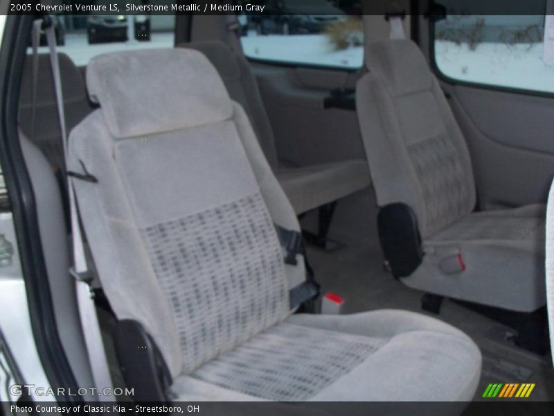 Silverstone Metallic / Medium Gray 2005 Chevrolet Venture LS
