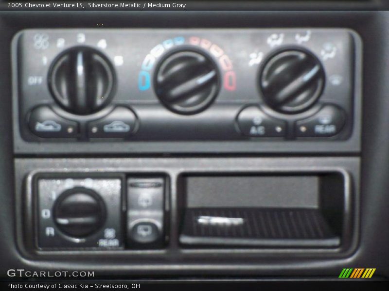 Silverstone Metallic / Medium Gray 2005 Chevrolet Venture LS