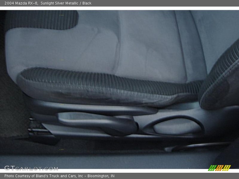 Sunlight Silver Metallic / Black 2004 Mazda RX-8