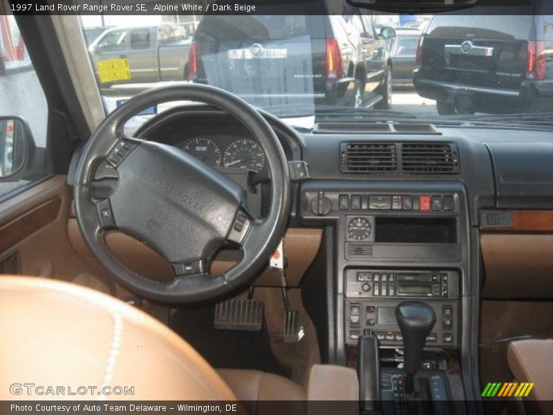 Dashboard of 1997 Range Rover SE