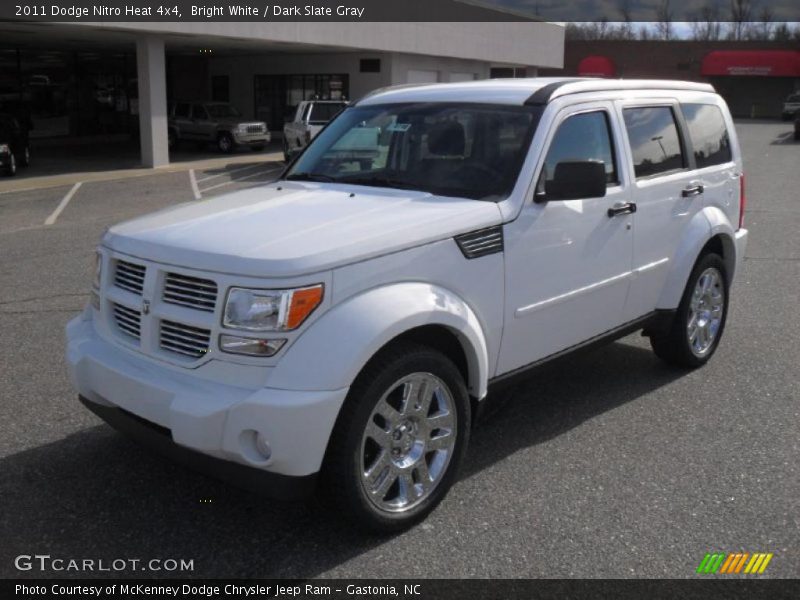 Bright White / Dark Slate Gray 2011 Dodge Nitro Heat 4x4