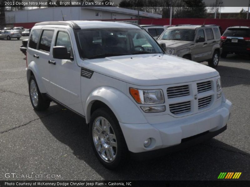 Bright White / Dark Slate Gray 2011 Dodge Nitro Heat 4x4
