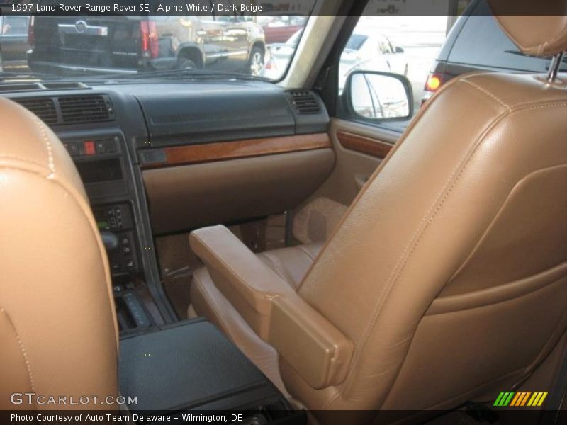 Alpine White / Dark Beige 1997 Land Rover Range Rover SE
