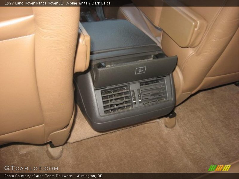 Alpine White / Dark Beige 1997 Land Rover Range Rover SE
