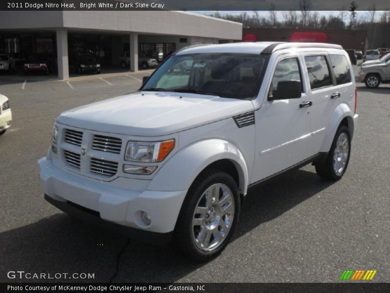 Bright White / Dark Slate Gray 2011 Dodge Nitro Heat