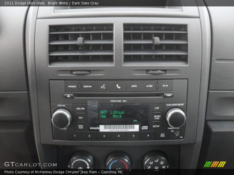 Bright White / Dark Slate Gray 2011 Dodge Nitro Heat