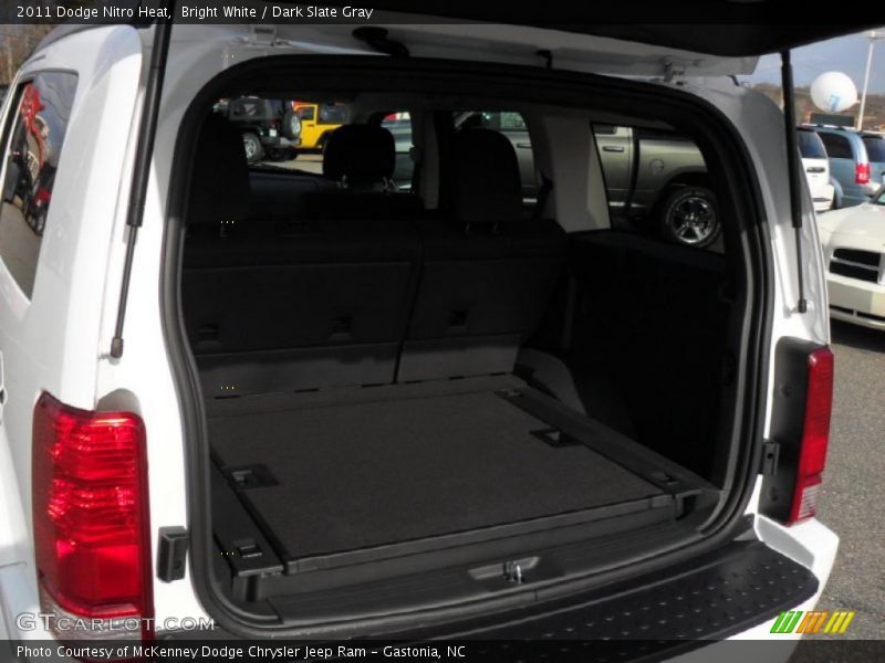 Bright White / Dark Slate Gray 2011 Dodge Nitro Heat