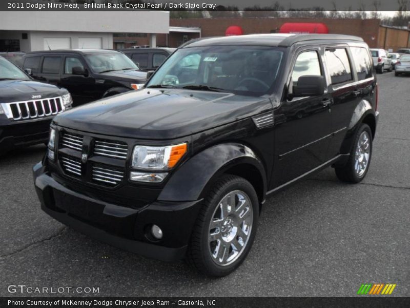 Brilliant Black Crystal Pearl / Dark Slate Gray 2011 Dodge Nitro Heat