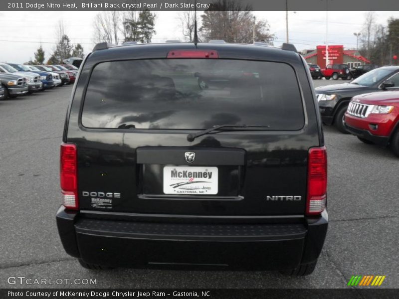 Brilliant Black Crystal Pearl / Dark Slate Gray 2011 Dodge Nitro Heat