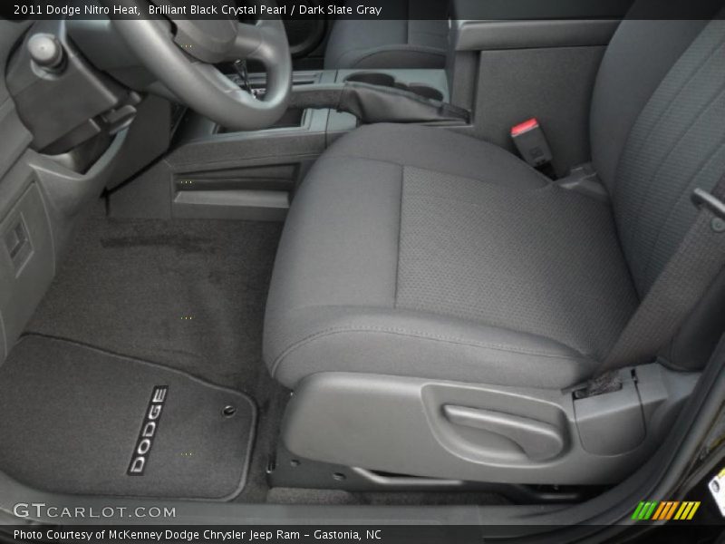 Brilliant Black Crystal Pearl / Dark Slate Gray 2011 Dodge Nitro Heat