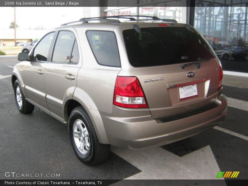 Sand Beige / Beige 2006 Kia Sorento LX