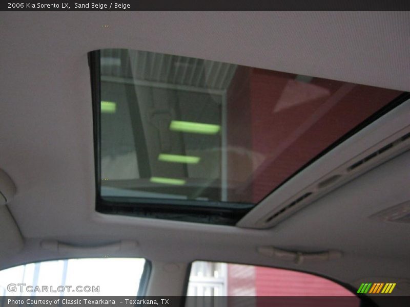 Sand Beige / Beige 2006 Kia Sorento LX