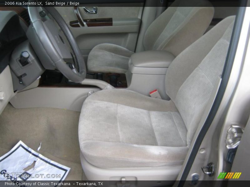 Sand Beige / Beige 2006 Kia Sorento LX