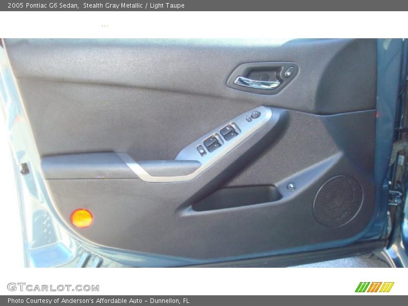 Stealth Gray Metallic / Light Taupe 2005 Pontiac G6 Sedan