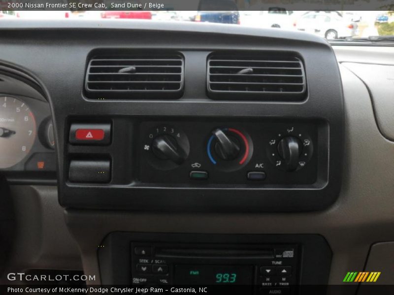 Sand Dune / Beige 2000 Nissan Frontier SE Crew Cab