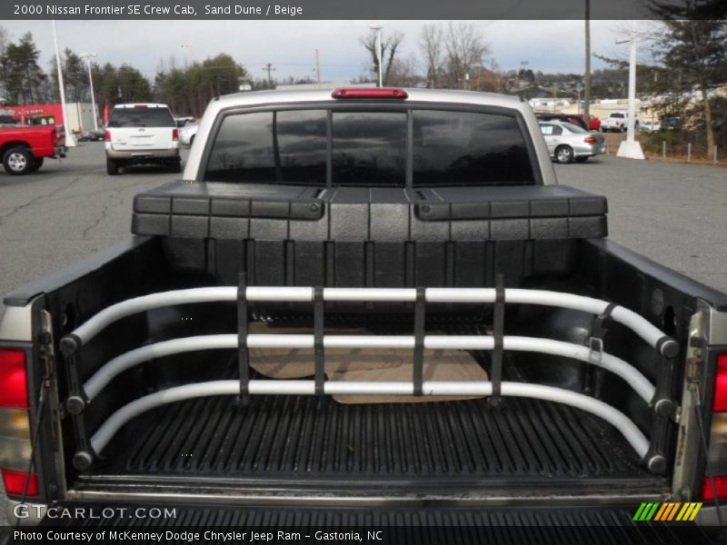Sand Dune / Beige 2000 Nissan Frontier SE Crew Cab