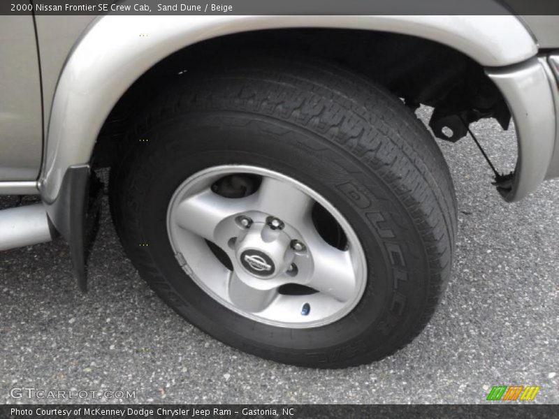 Sand Dune / Beige 2000 Nissan Frontier SE Crew Cab