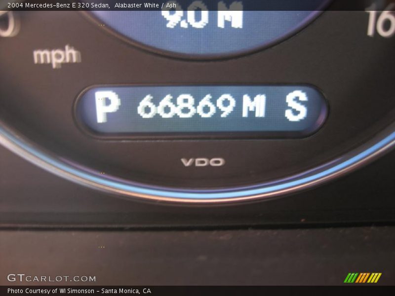 Alabaster White / Ash 2004 Mercedes-Benz E 320 Sedan