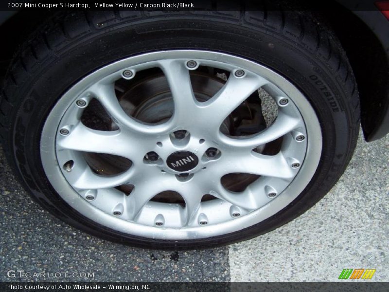 Mellow Yellow / Carbon Black/Black 2007 Mini Cooper S Hardtop