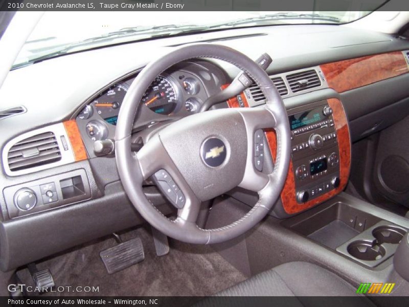 Taupe Gray Metallic / Ebony 2010 Chevrolet Avalanche LS