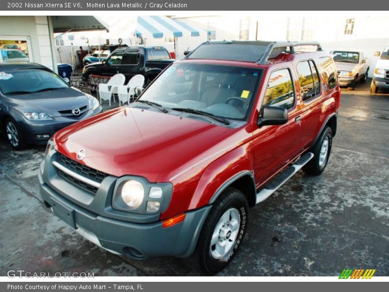 Front 3/4 View of 2002 Xterra SE V6