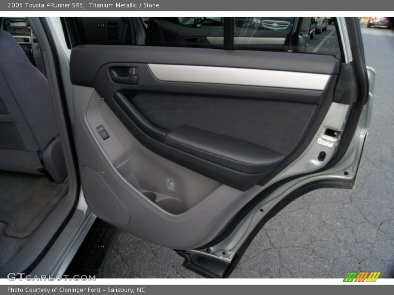 Titanium Metallic / Stone 2005 Toyota 4Runner SR5