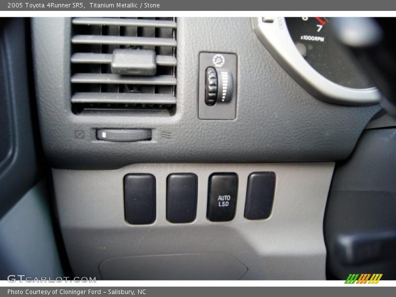 Titanium Metallic / Stone 2005 Toyota 4Runner SR5