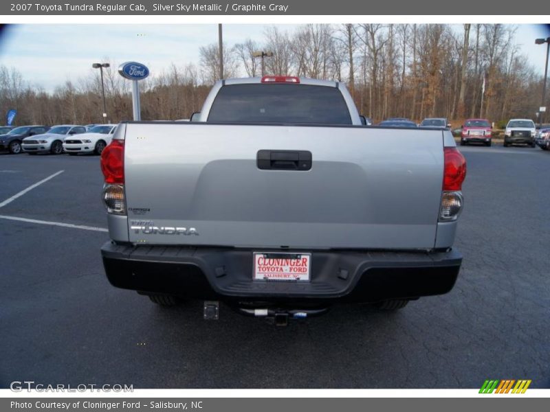 Silver Sky Metallic / Graphite Gray 2007 Toyota Tundra Regular Cab