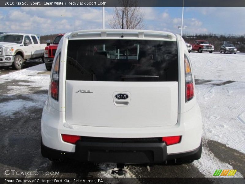 Clear White / Red/Black Sport Cloth 2010 Kia Soul Sport