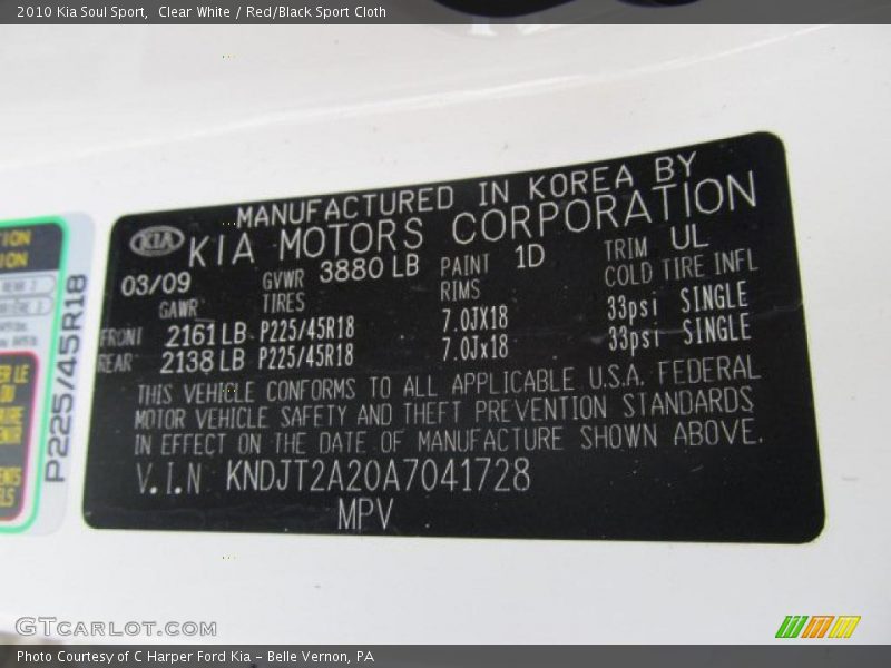 Clear White / Red/Black Sport Cloth 2010 Kia Soul Sport