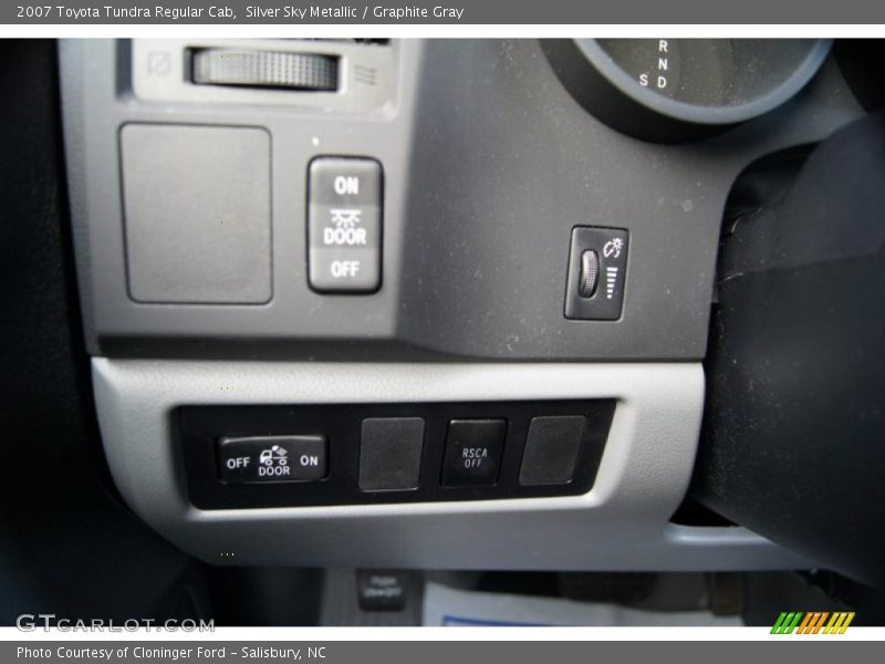 Silver Sky Metallic / Graphite Gray 2007 Toyota Tundra Regular Cab