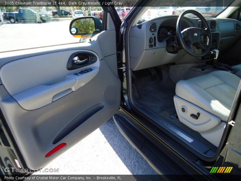 Dark Gray Metallic / Light Gray 2005 Chevrolet TrailBlazer LT 4x4