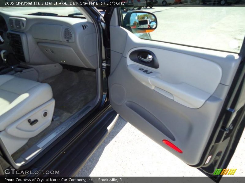 Dark Gray Metallic / Light Gray 2005 Chevrolet TrailBlazer LT 4x4