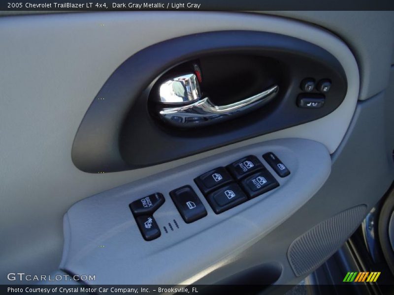 Dark Gray Metallic / Light Gray 2005 Chevrolet TrailBlazer LT 4x4