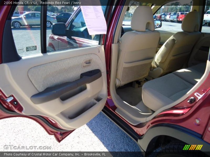 Redondo Red Pearl / Ivory 2006 Honda CR-V LX